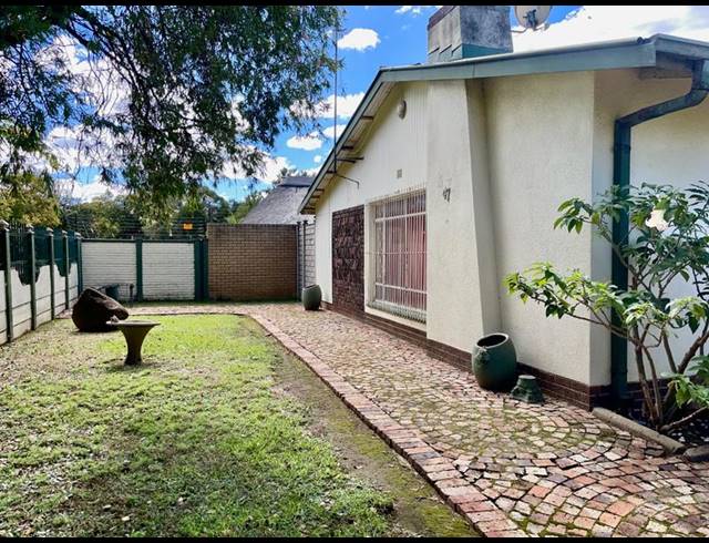 3 BEDROOM HOUSE FOR SALE IN VANDERBIJLPARK SE 1